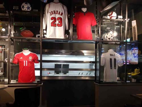 Best Sports Bar in Cardiff - Elevens Bar & Grill Best Sports Bar in Cardiff - Elevens Bar & Grill