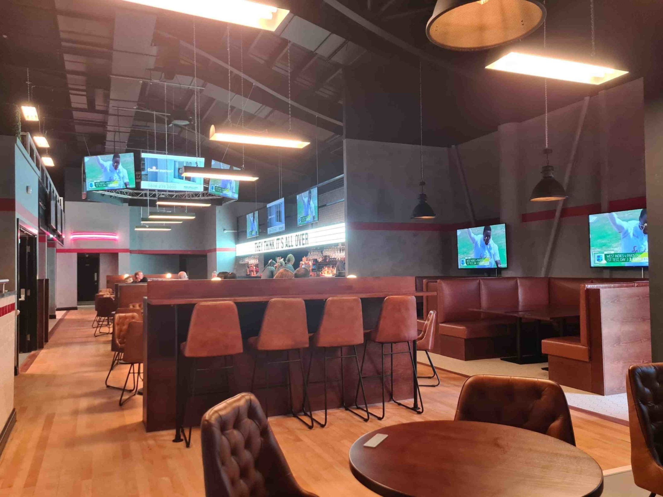Best Sports Bars in England - Extra Time Sports Bar & Grill Sheffield