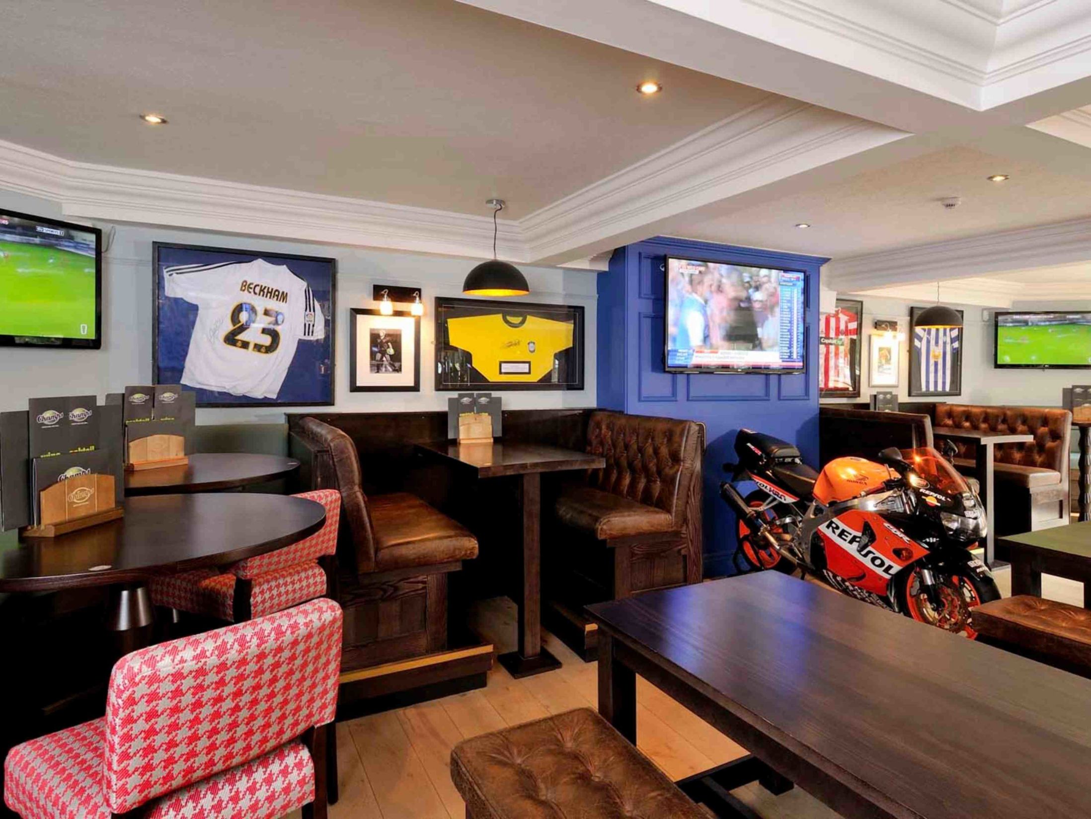 Champs Sports Bar & Grill - Best Sports Bars in Sheffield