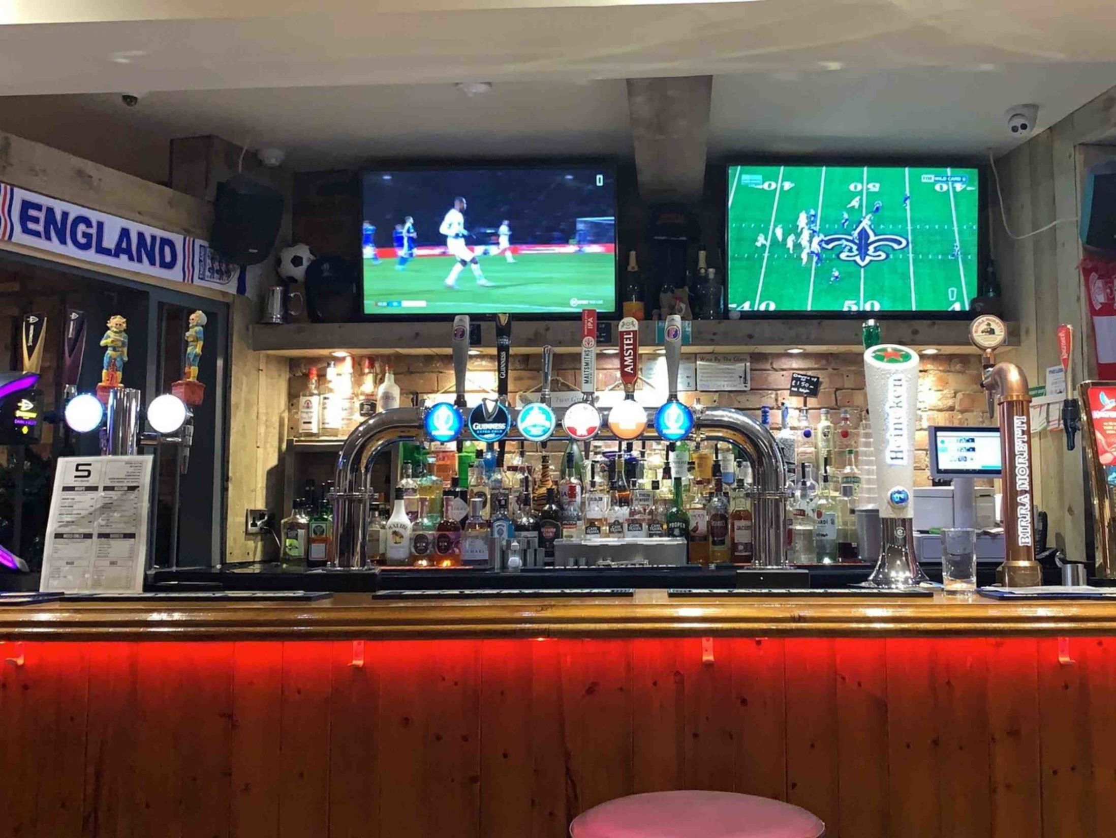 5 Rivers Sport Bar & Grill - Best Sports Bars in Southampton