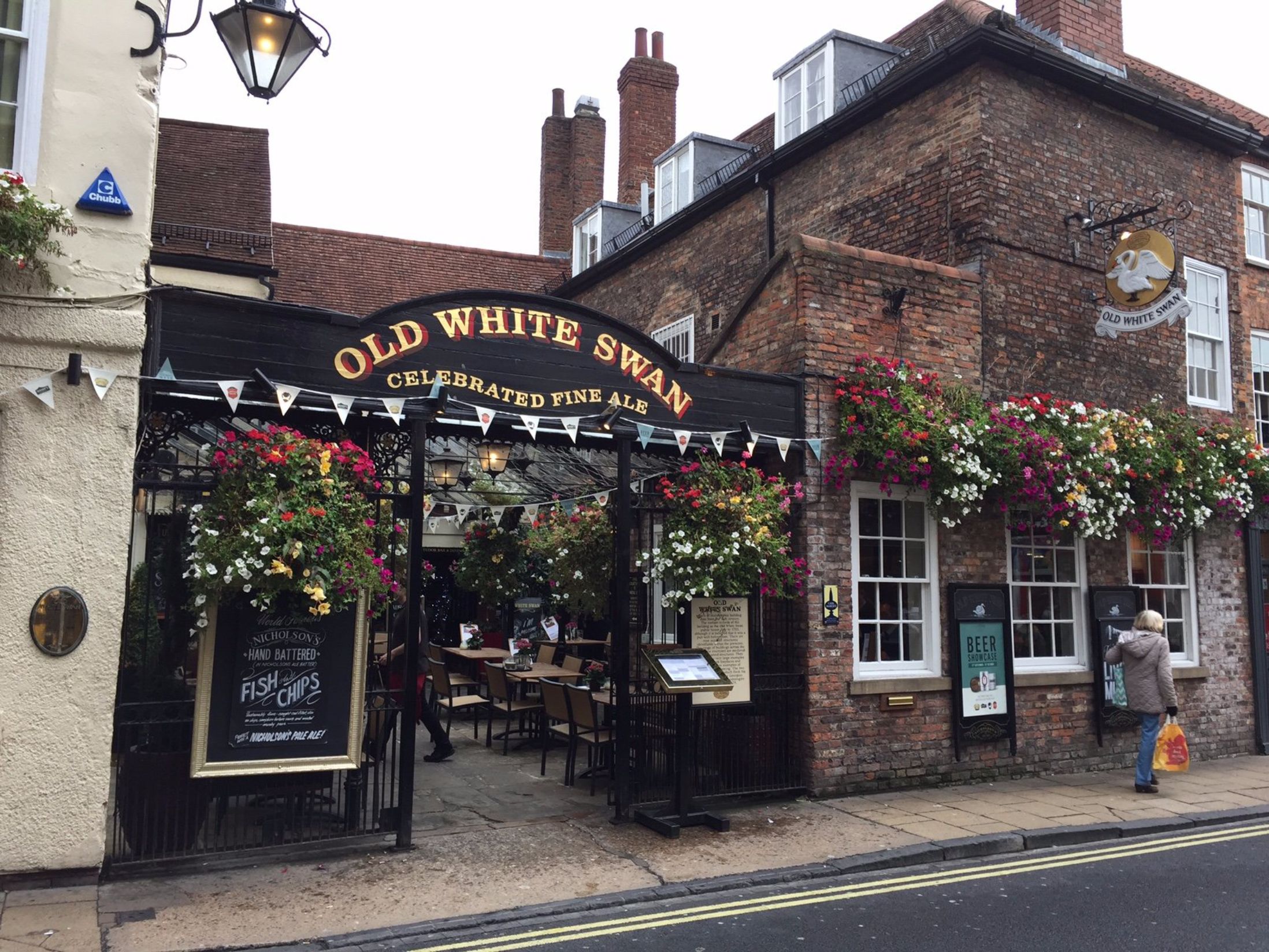 The Old White Swan - Best Sports Bars in York